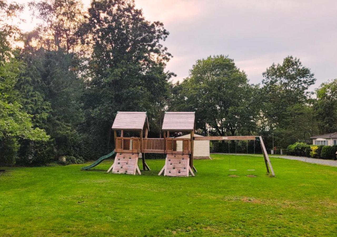 "De Jungle" Chalet Met Veranda Op Ijsselheide Hattemerbroek Veluwe Exterior photo